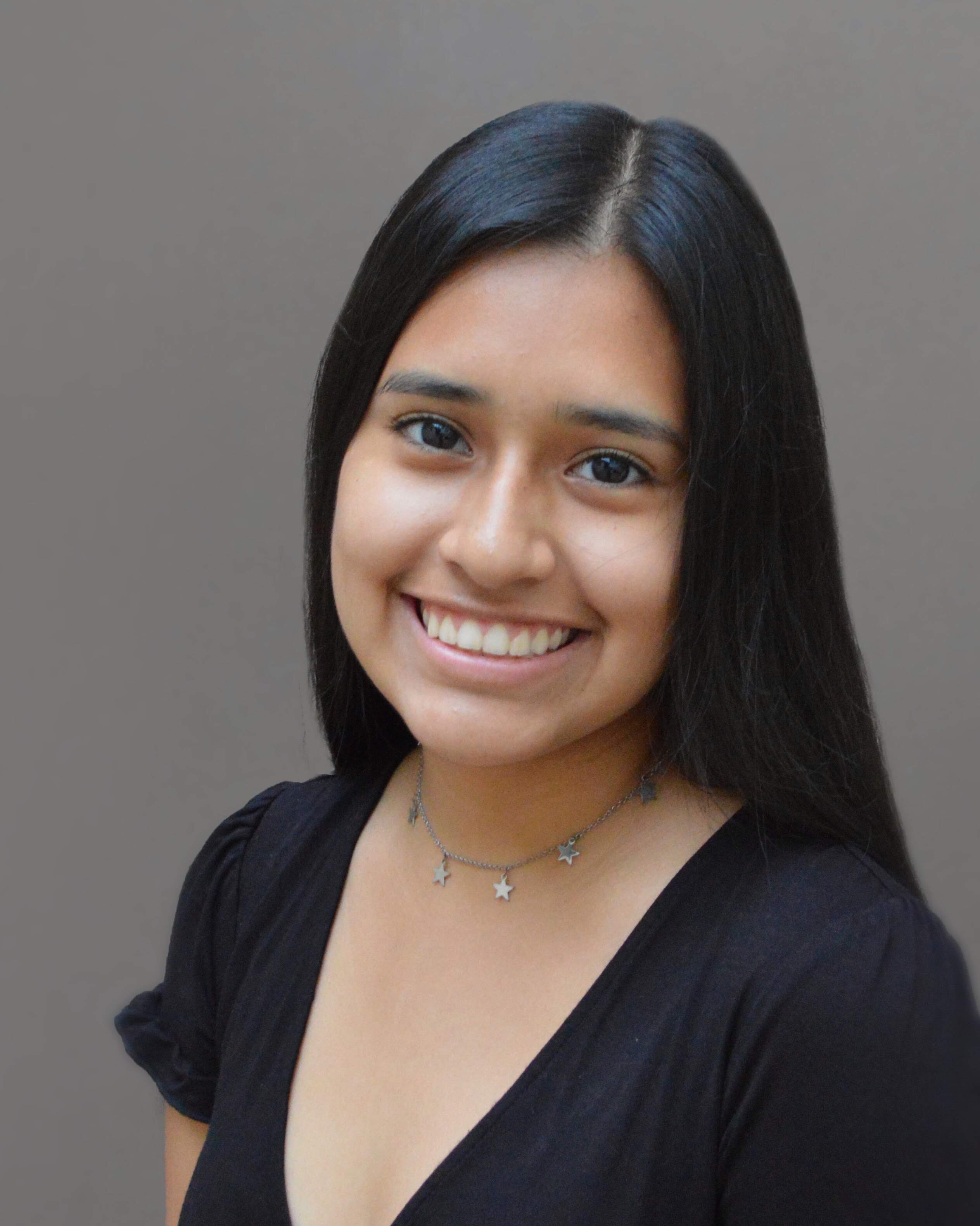 Nicole Ponce.jpg